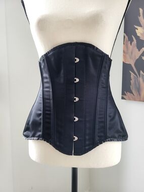 Northbound Leather Satin Steele Boned & Fastens Black Underbust Corset